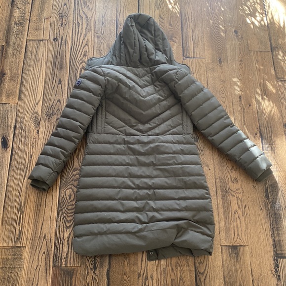 Abercrombie winter coat - Picture 2 of 4